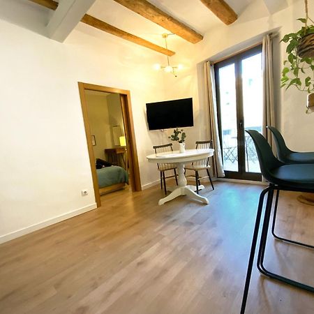 Cozy Apartment Old Town Girona Bagian luar foto
