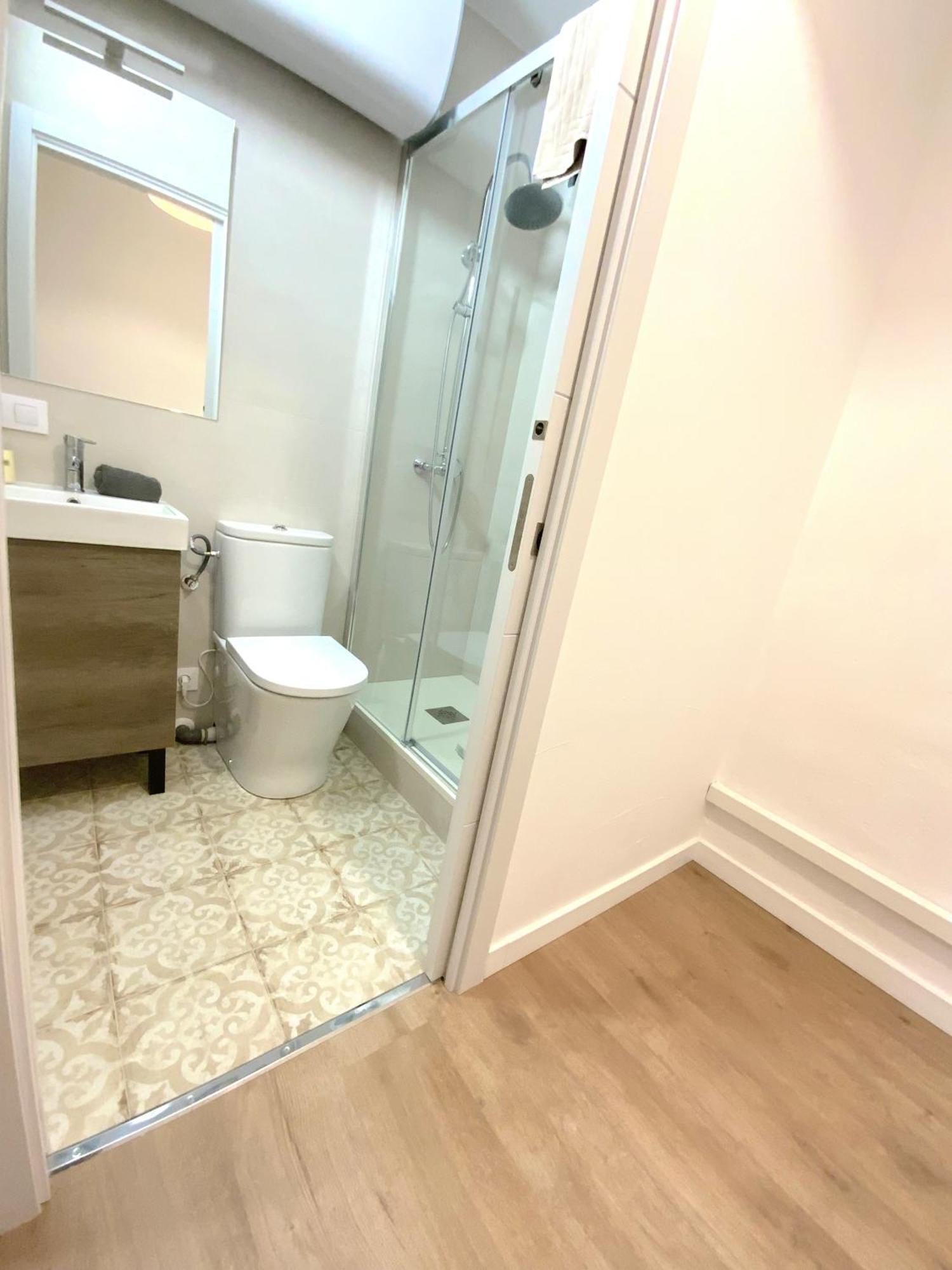 Cozy Apartment Old Town Girona Bagian luar foto