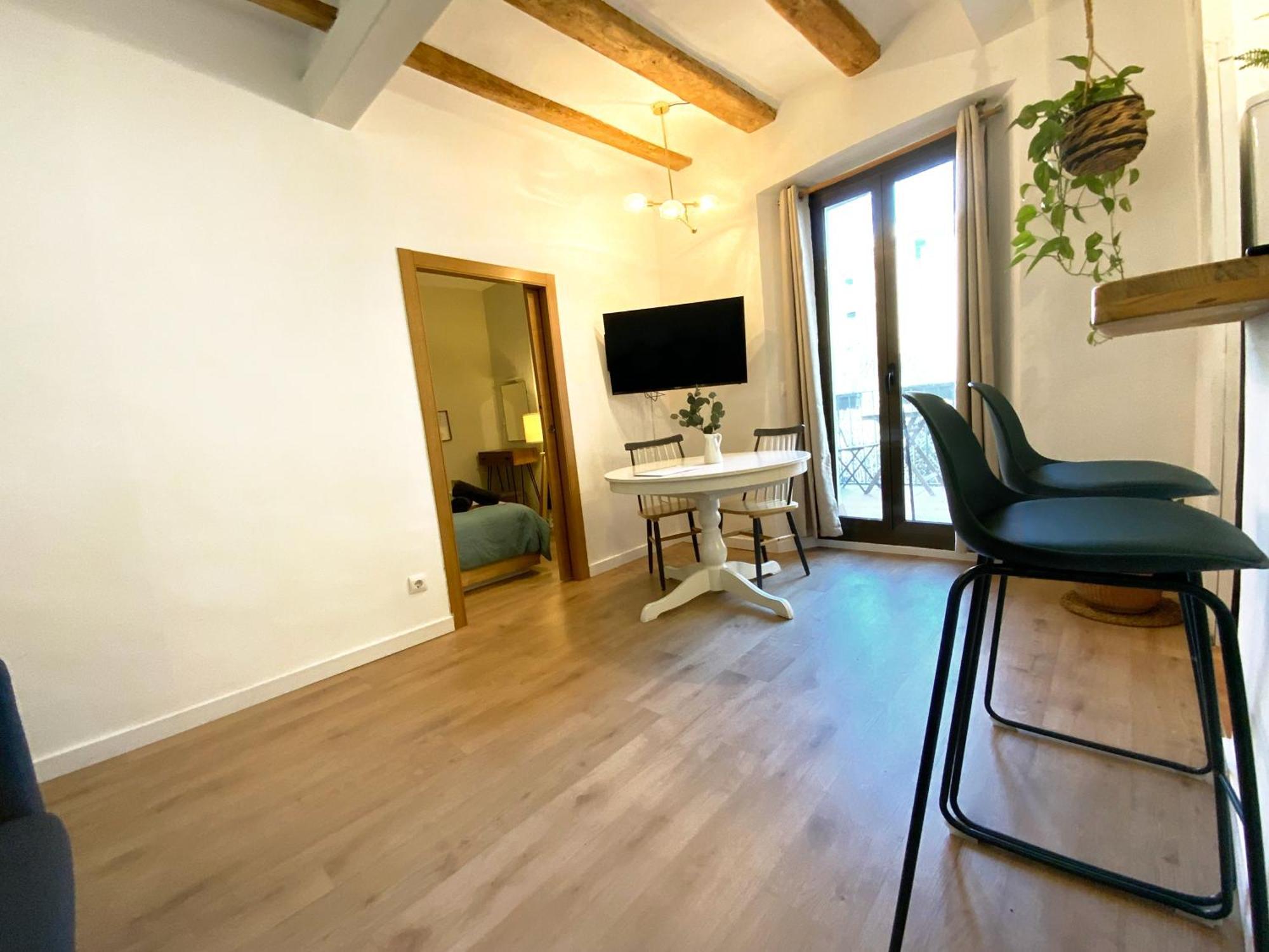 Cozy Apartment Old Town Girona Bagian luar foto